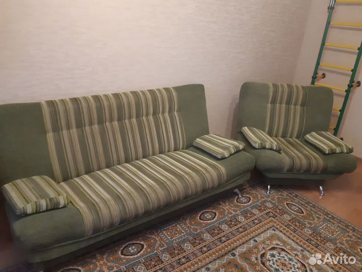 Диван и кресло