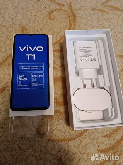 vivo T1, 6/128 ГБ