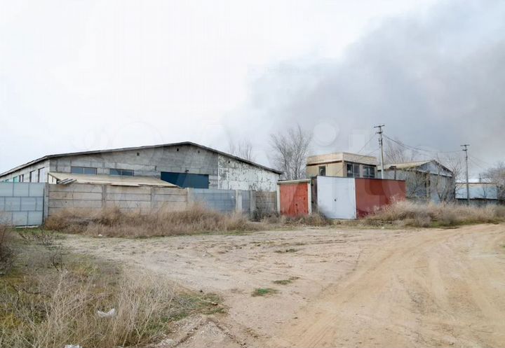 Здание, 613 м²