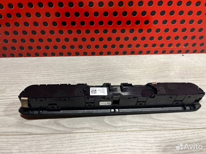 Панель управления магнитолой Bmw 3 G20 2021