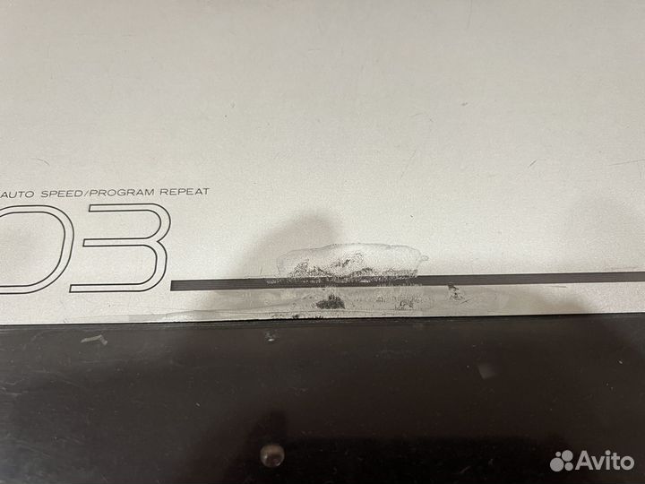 Виниловый проигрыватель