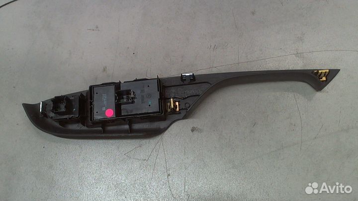 Кнопка стеклоподъемника Cadillac SRX, 2011