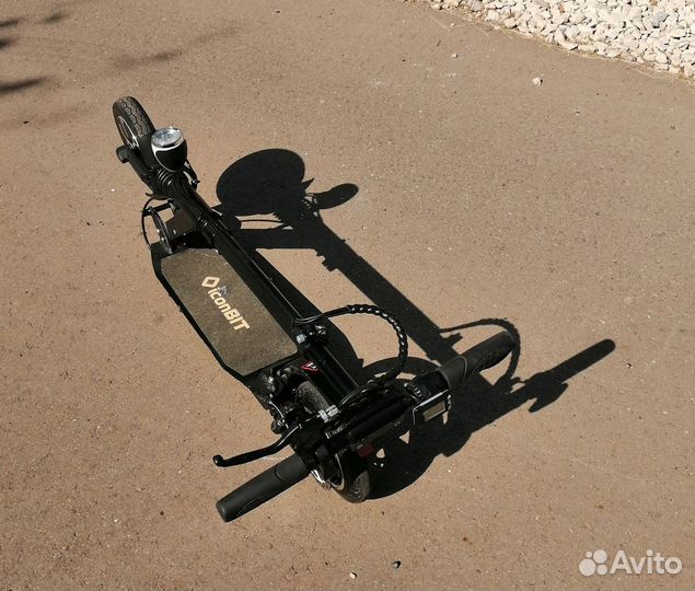 Электросамокат iconbit С80