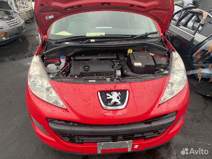 Козырек Peugeot 207