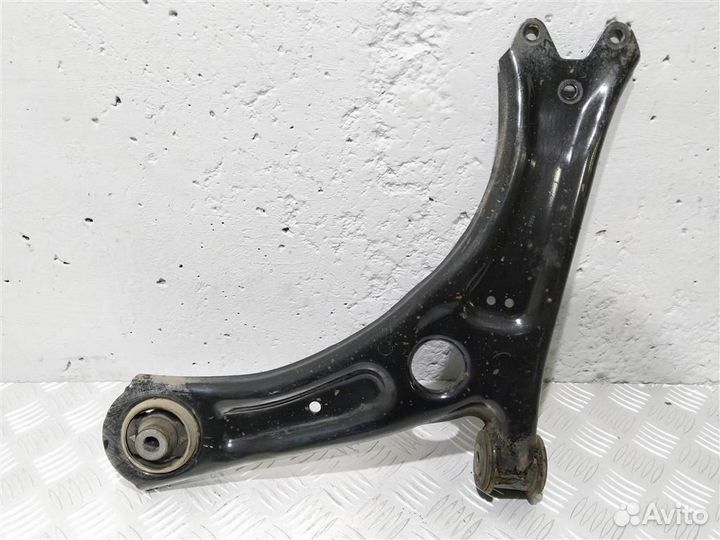 Рычаг передний левый Skoda Superb 1K0407151BG