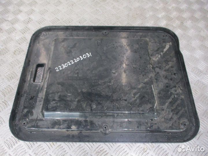 Крышка инструментального ящика Mercedes-Benz A9607