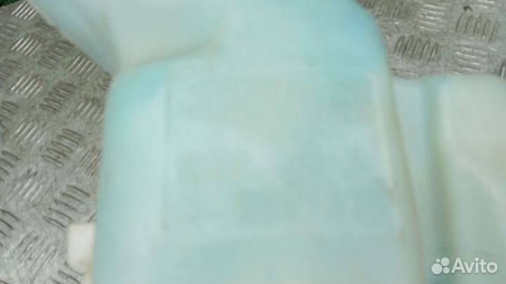 Бачок омывателя Chrysler 300C