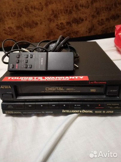 Видеомагнитофон aiwa