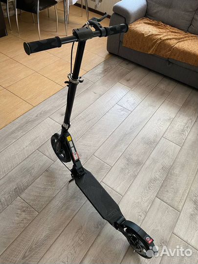 Самокат Roces 200