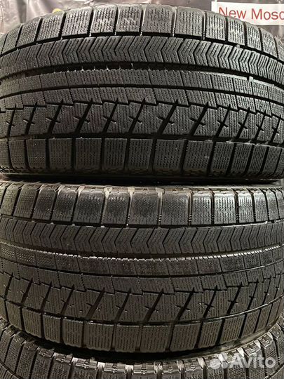 Bridgestone Blizzak VRX 225/50 R17