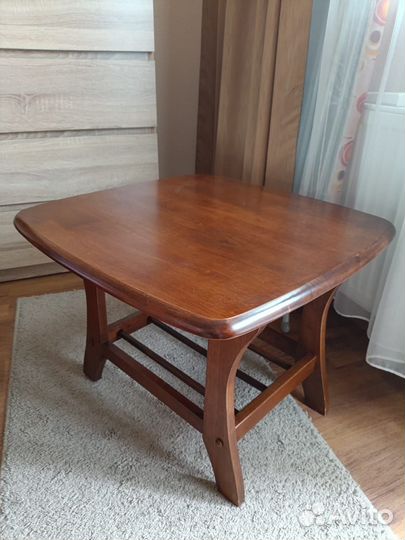 Журнальный столик бу дерево