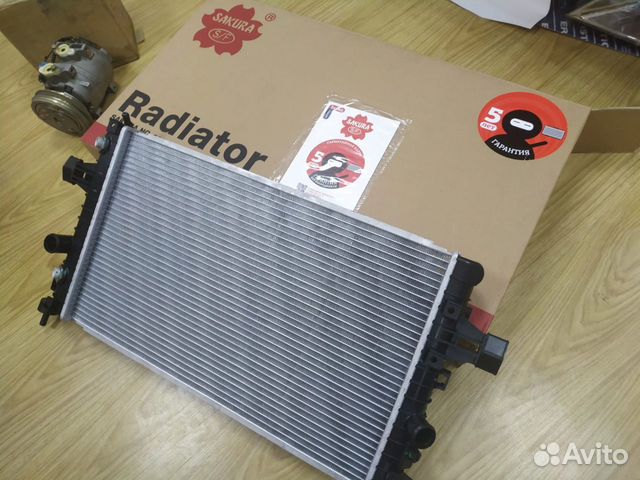 Радиатор opel astra H Sakura