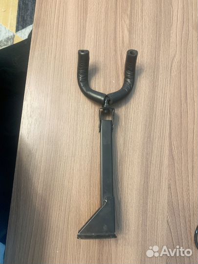 Держатель гитары