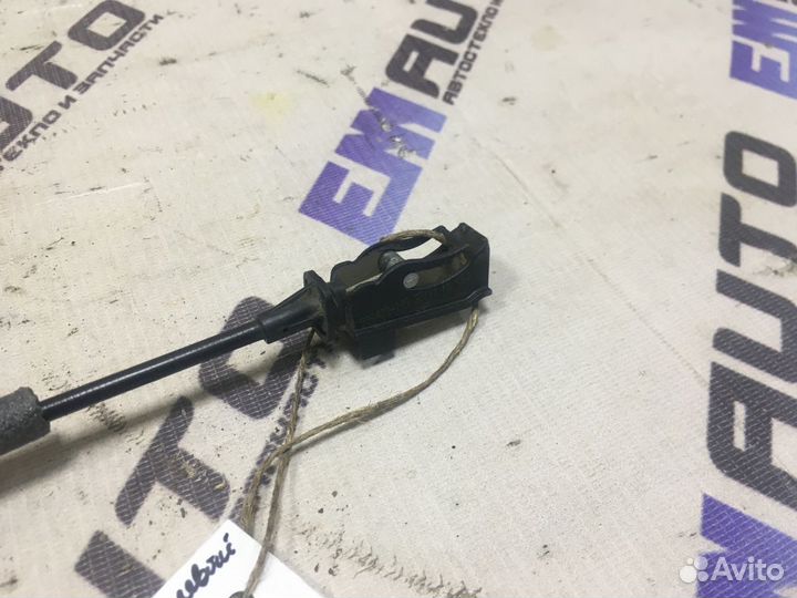 Трос замка двери задней левой Форд Фокус 3
