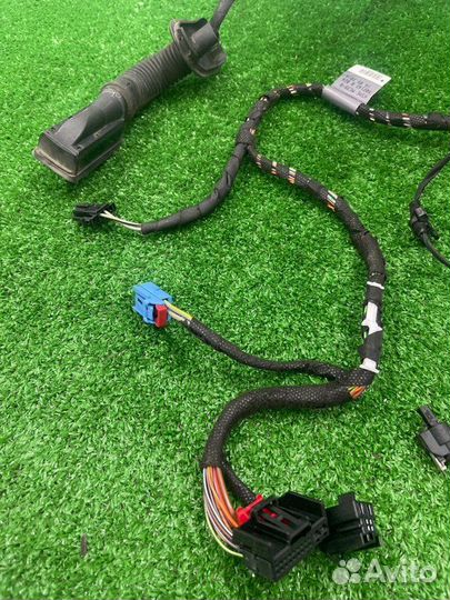Проводка двери передняя правая Audi A3 8V (седан)