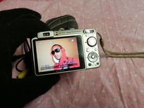 Sony Cyber-shot W170 Carl Zeiss 10.1mg фотоаппарат