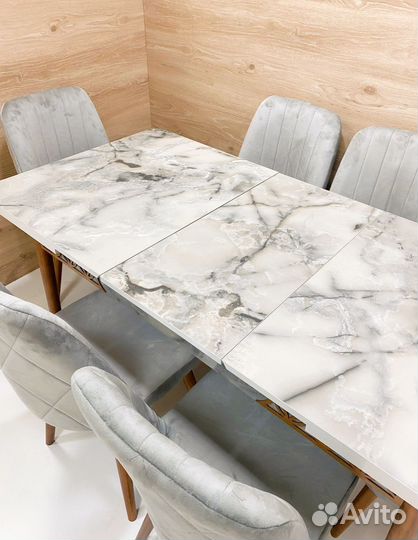 Кухонный стол раскладной и стулья