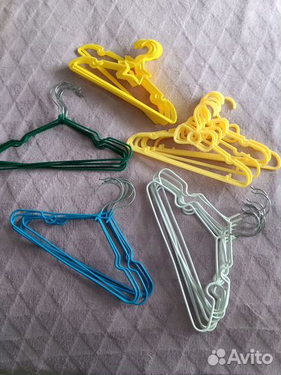 Плечики-вешалки для детской одежды бу