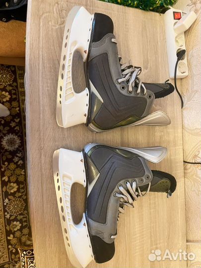 Коньки nike quest