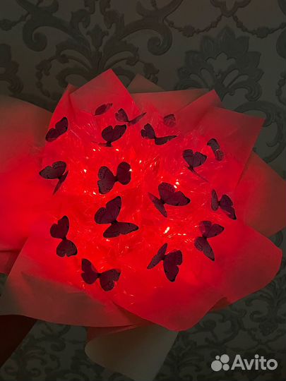 Букет светящийся из бабочек