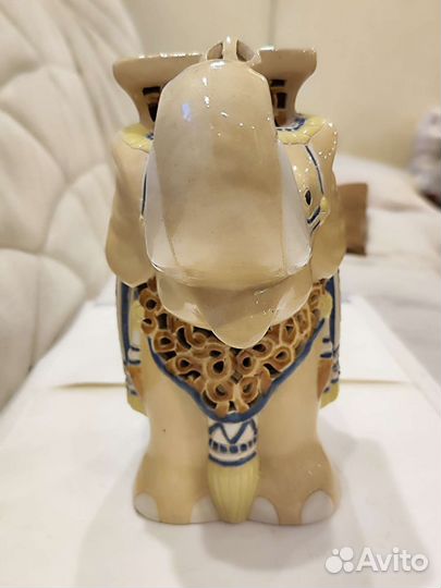 Большая Вьетнамская статуэтка слон