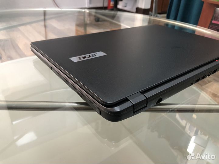 Acer es1-512