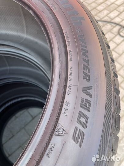 Yokohama W.Drive V905 275/40 R21 и 315/35 R21