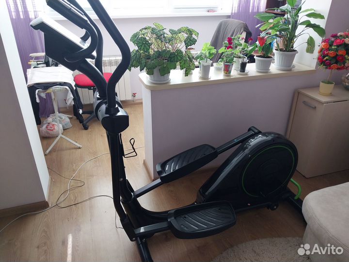 Эллиптический тренажер torneo С-530 transform