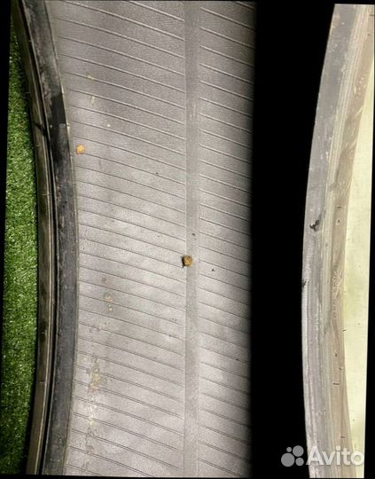 Bridgestone Blizzak Spike-02 275/55 R20