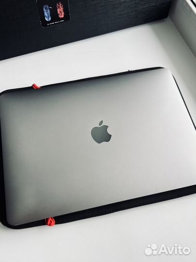 MacBook Pro 13