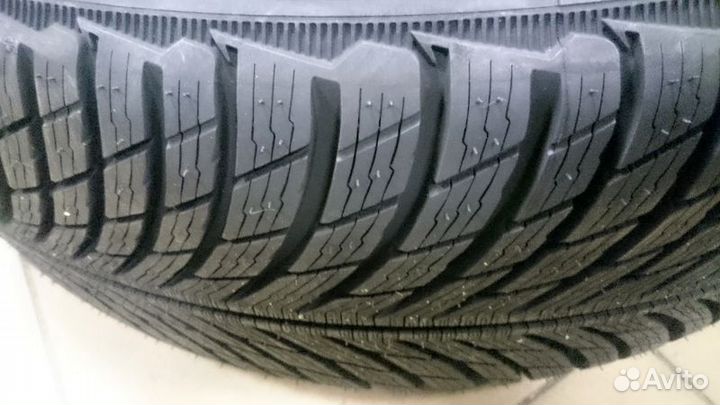 Michelin Pilot Alpin 5 285/40 R21 109V