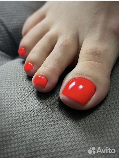 Маникюр и педикюр