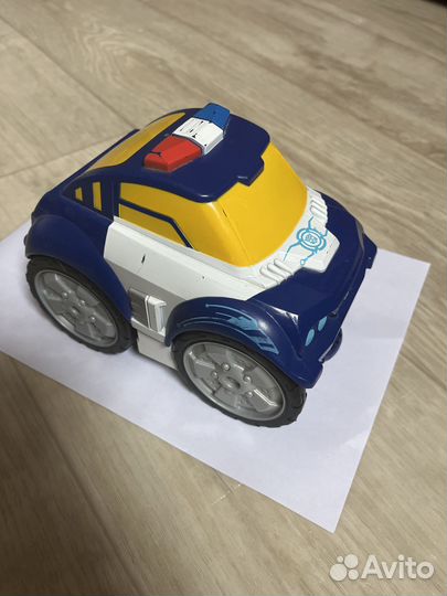 Робот-трансформер Hasbro