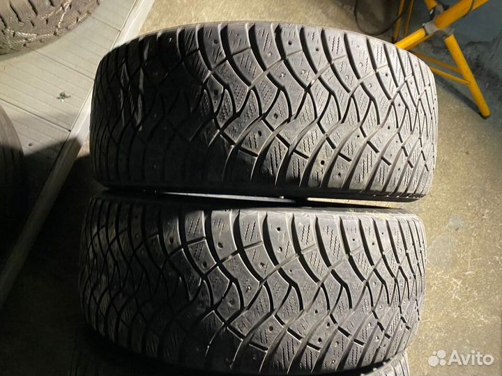 Dunlop SP Winter Ice 03 235/45 R18 98T