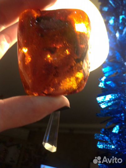 Янтарь в подарочном футляре (Amber Beata)