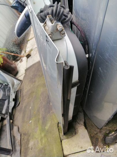 Дверь Volkswagen Golf 4