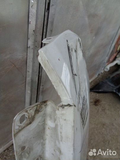 Крыло Mercedes Benz 906