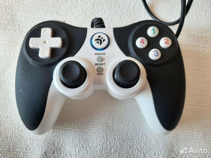 Геймпад джойстик для игр dexp G02