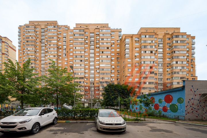 3-к. квартира, 104 м², 19/23 эт.