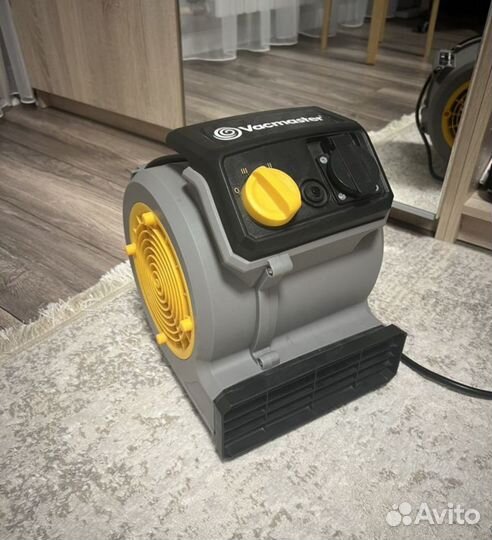 Аренда моющего пылесоса karcher