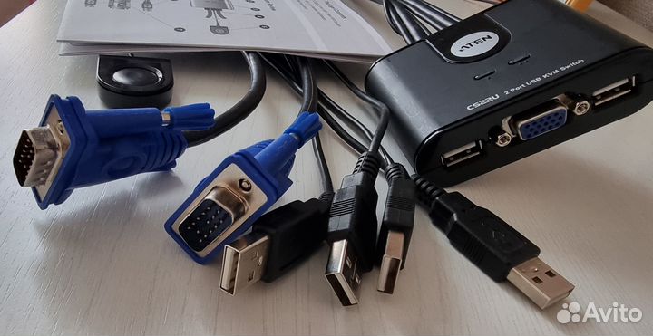KVM switch aten CS22U