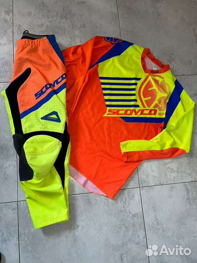 Джерси и штаны для мотокросса