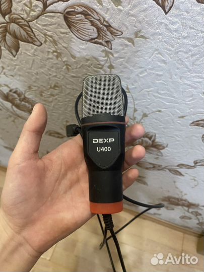 Продаю микрофон игровой