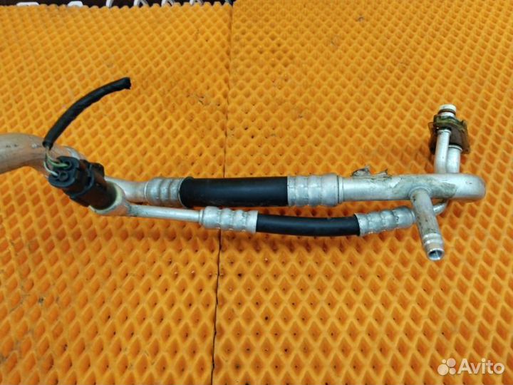 Трубка кондиционера Ford Focus 3 CB8 pnda 1.6 2011