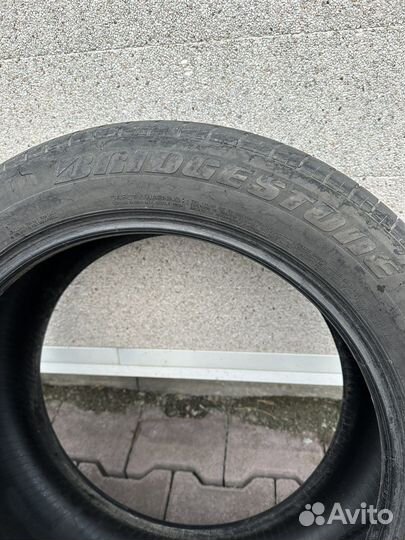 Triangle TR257 235/50 R18 97