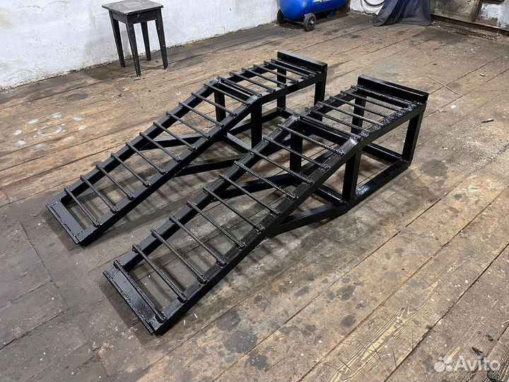 Мини эстакада для автомобиля