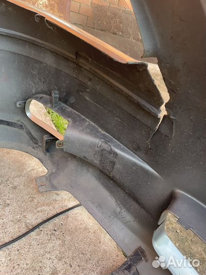 Передний бампер toyota premio 240 кузов