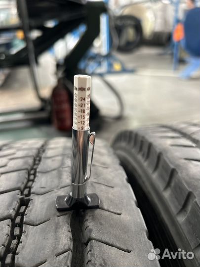 215/75/17,5 Bridgestone M 789