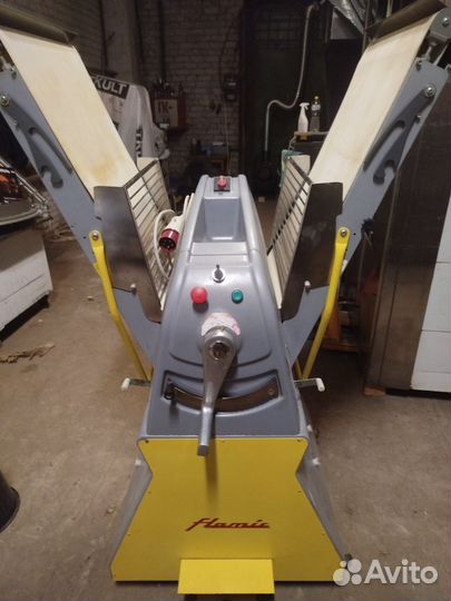 Тестораскаточная машина