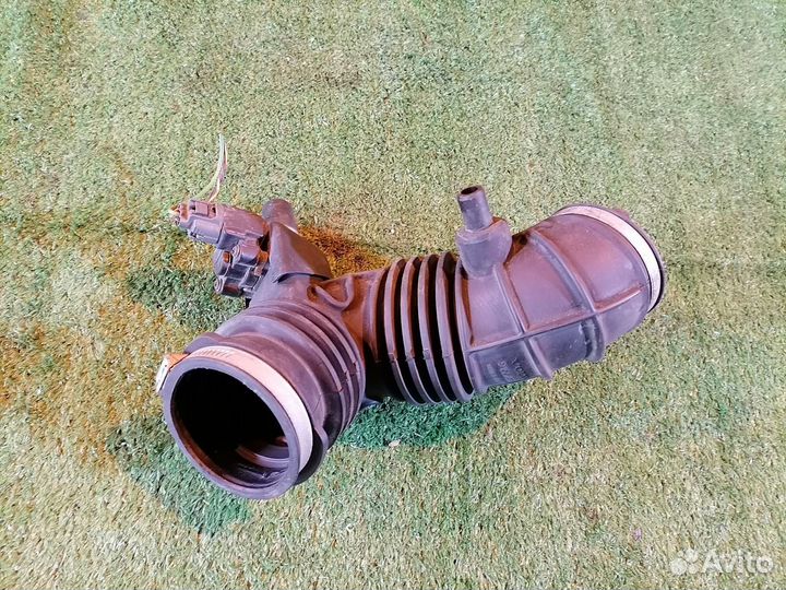 Патрубок воздушного фильтра 9155453 Volvo V70 V70